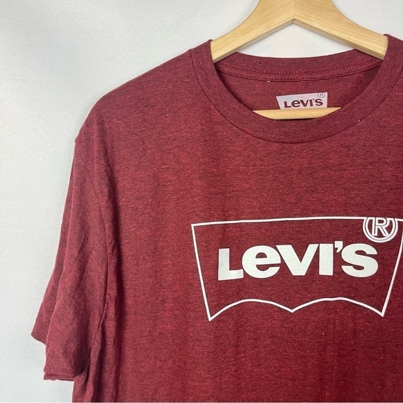 Levi's Red White Logo Graphic Crewneck Short Sleeve T-Shirt L - Picture 3 of 4